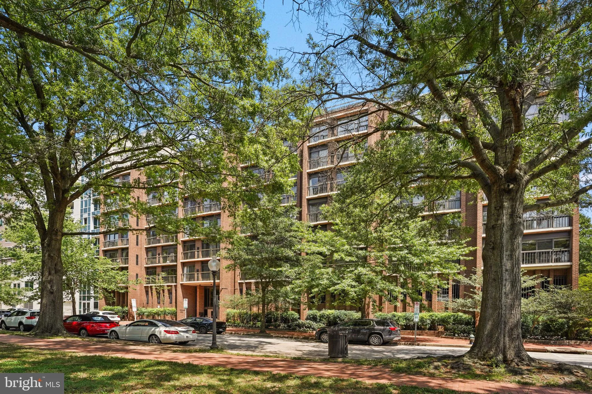 Additional image 42 of 1001 26th Street NW Unit 303, Washington, DC 20037