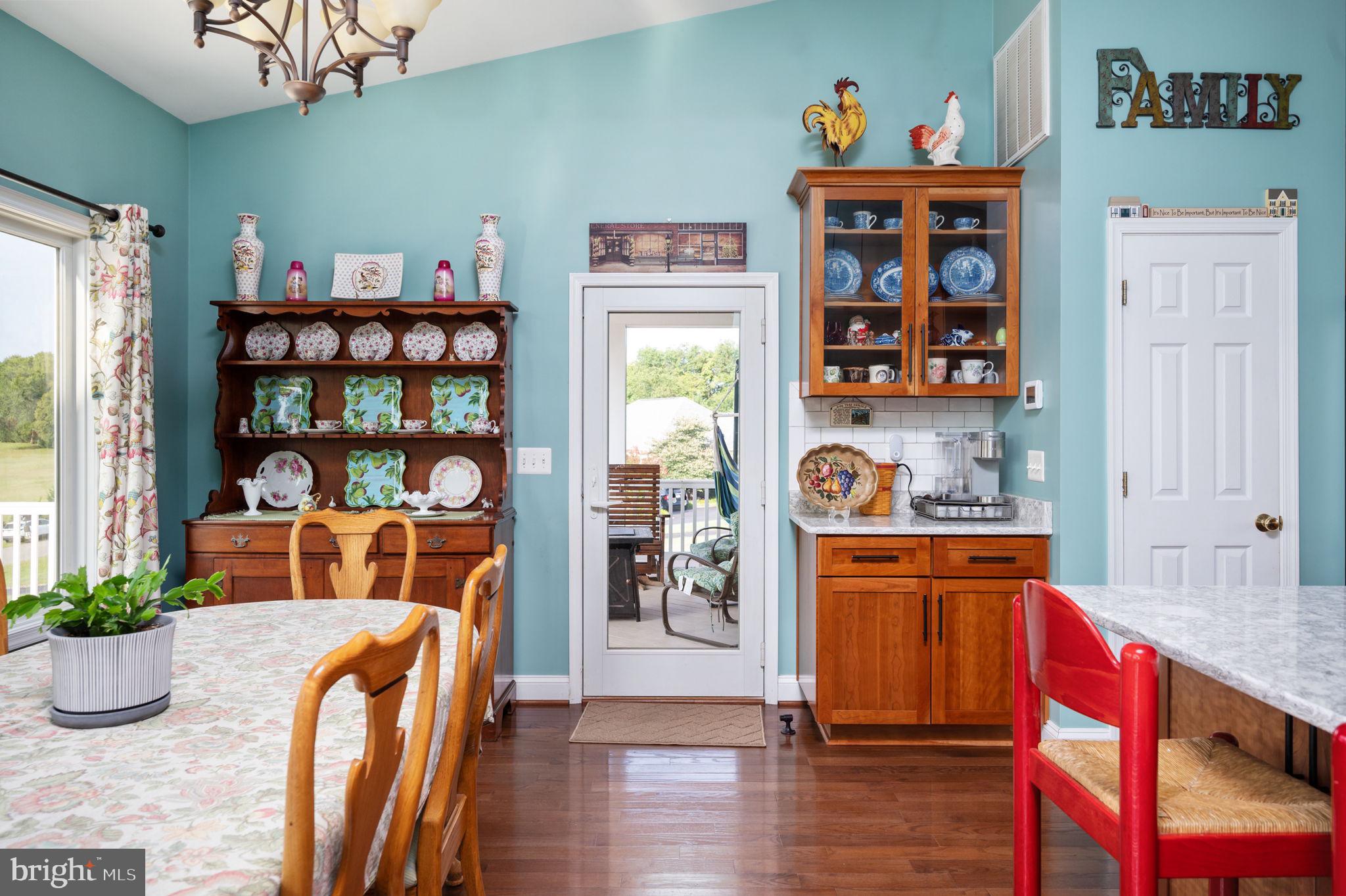 LONG VIEW SHORES - Residential