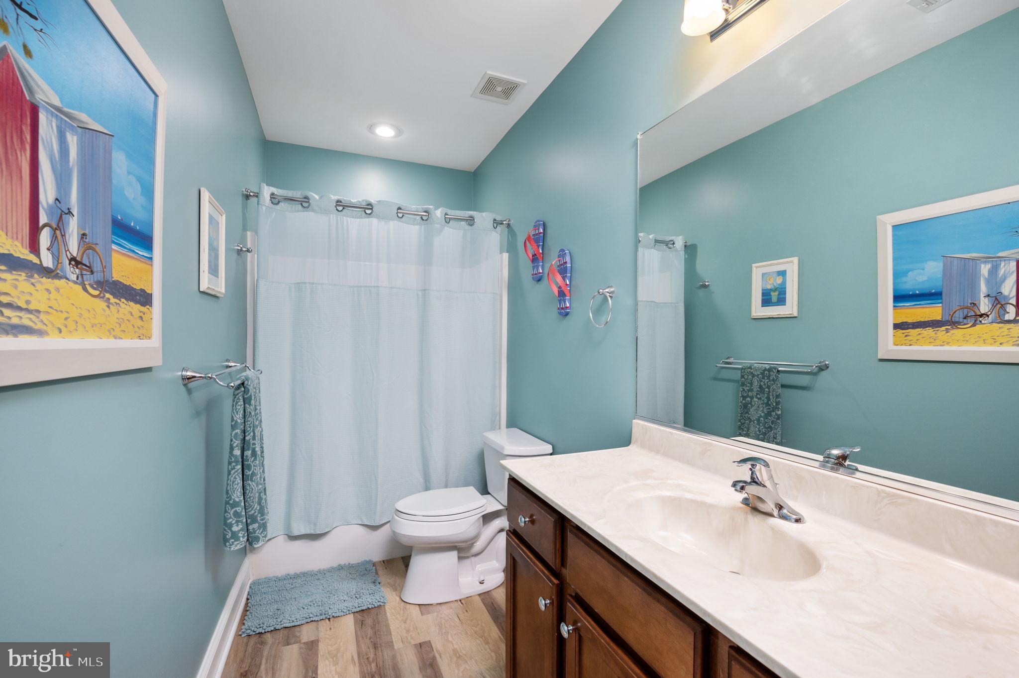 LONG VIEW SHORES - Residential