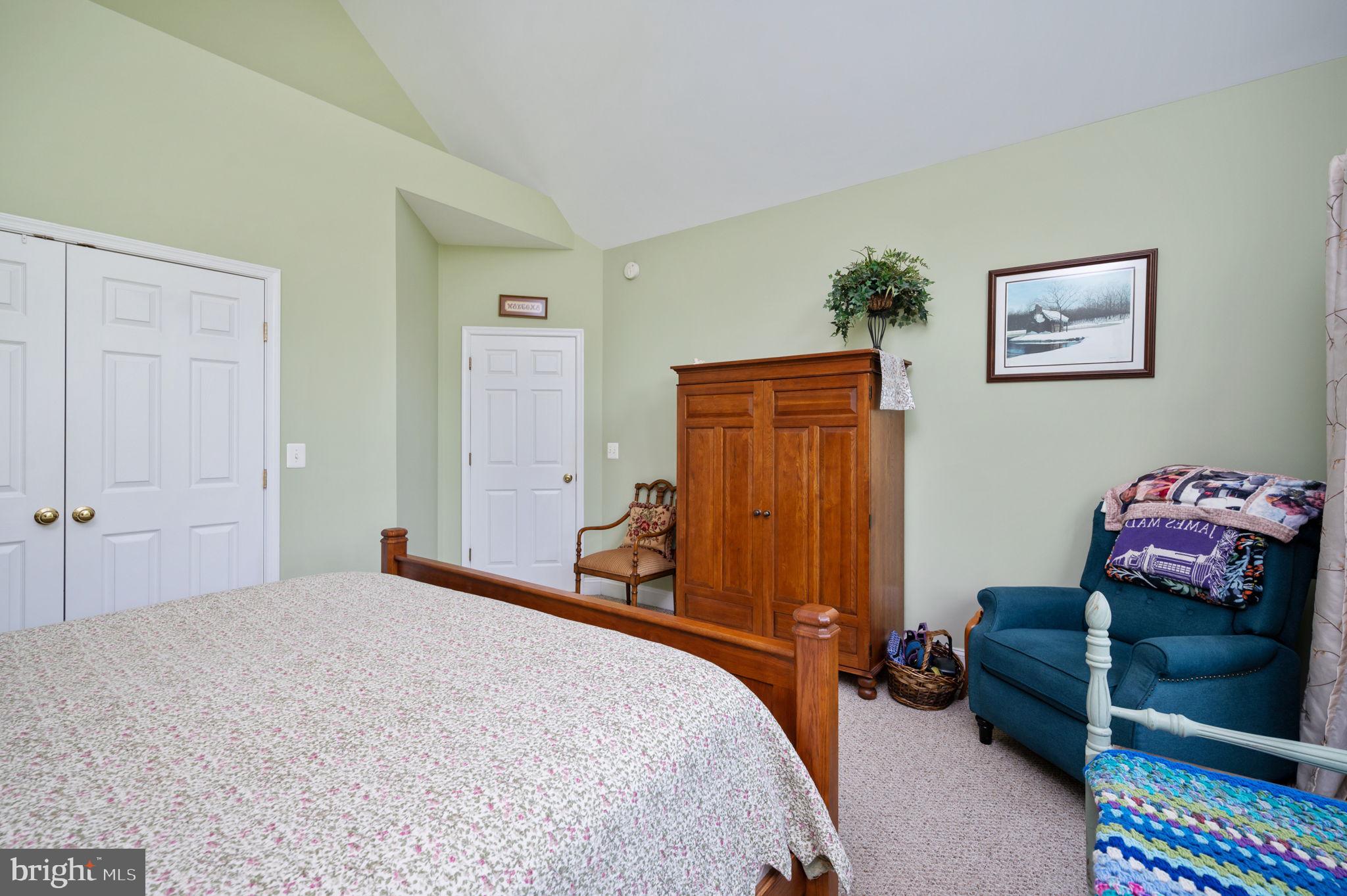 LONG VIEW SHORES - Residential