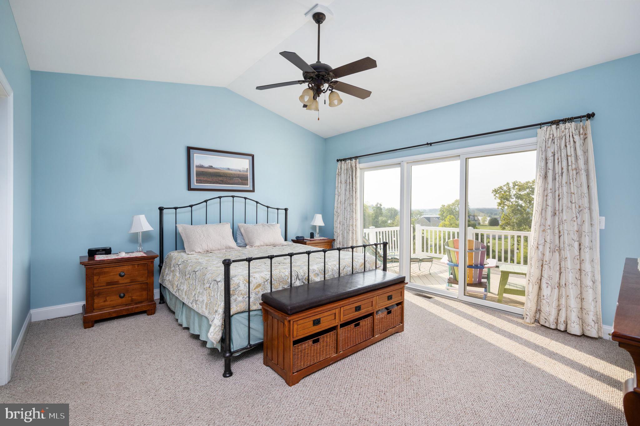 LONG VIEW SHORES - Residential