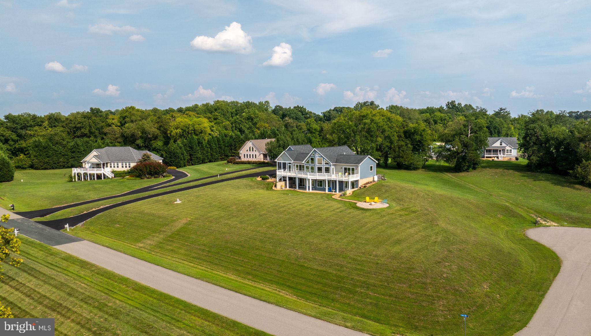 LONG VIEW SHORES - Residential