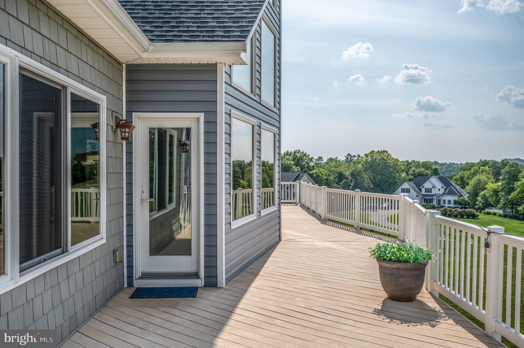 LONG VIEW SHORES - Residential