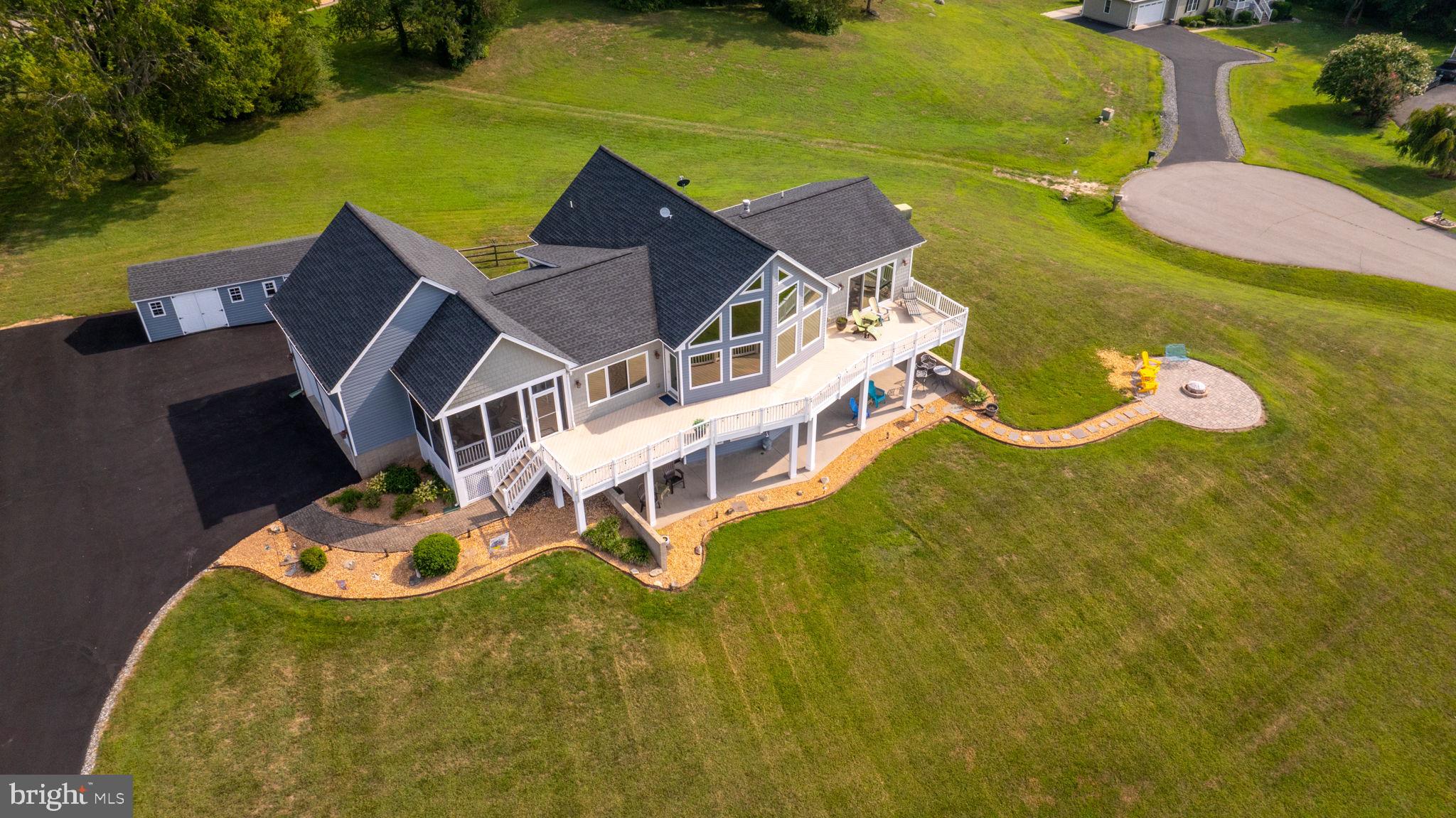 LONG VIEW SHORES - Residential