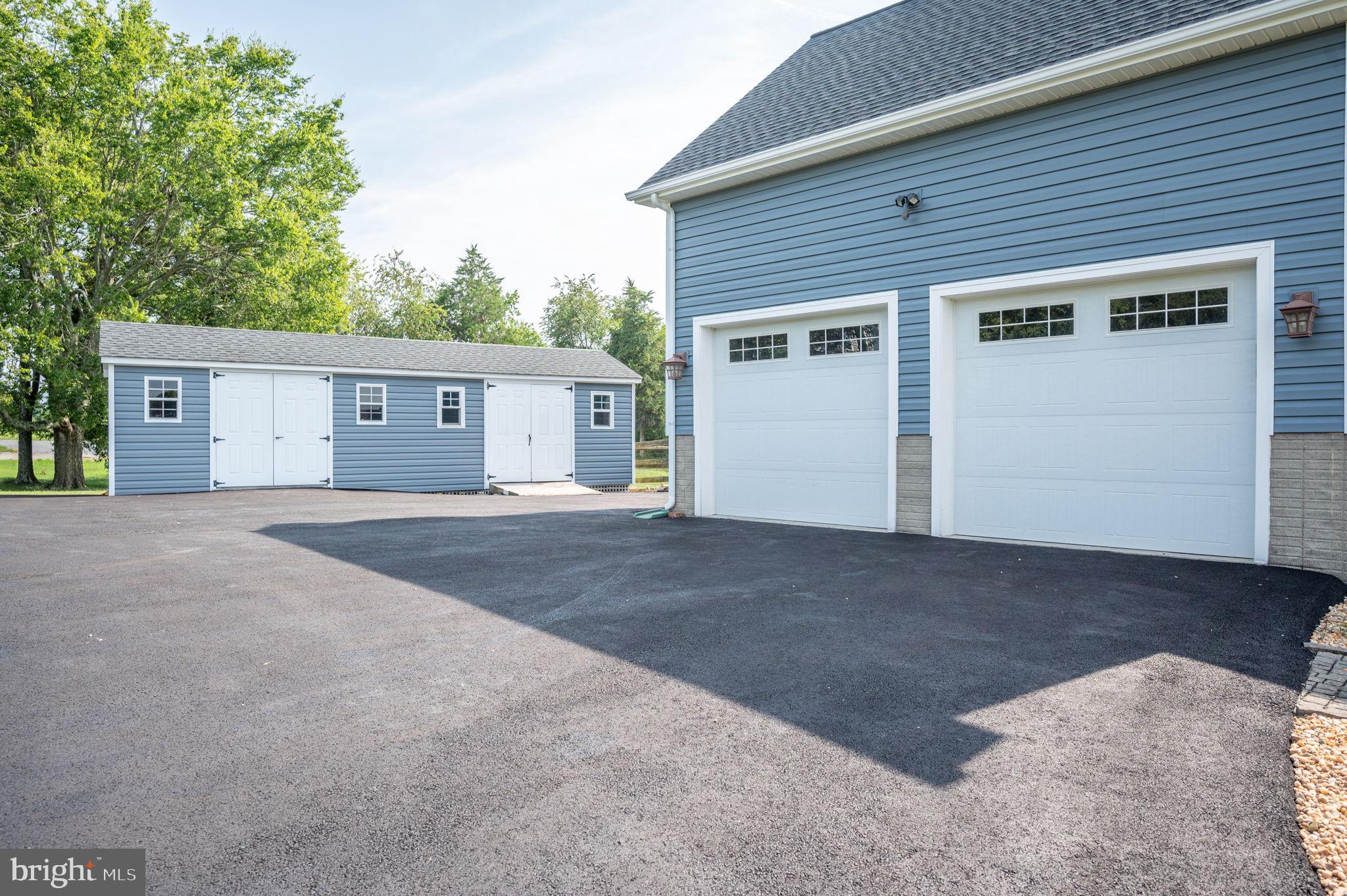 LONG VIEW SHORES - Residential