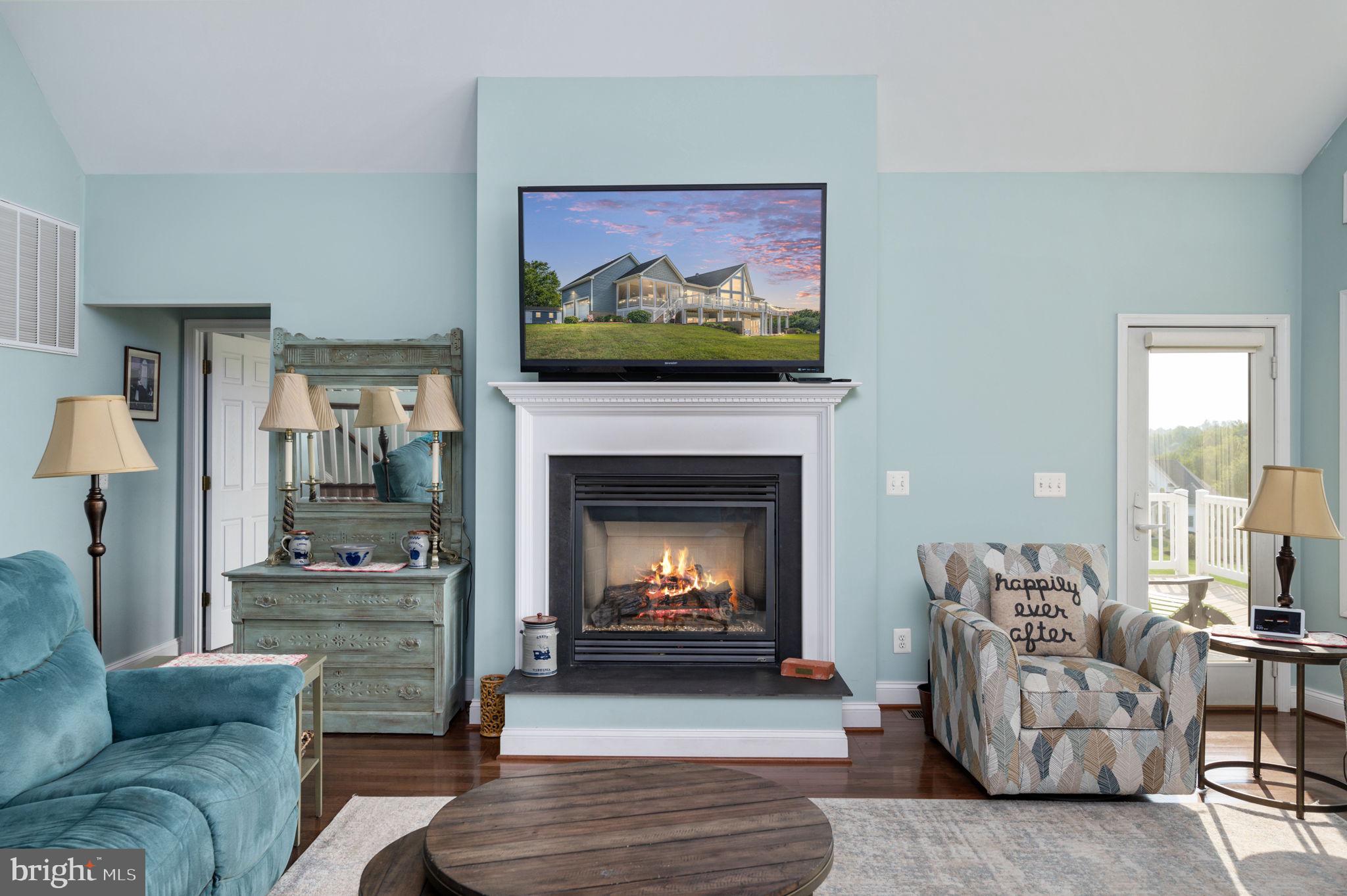 LONG VIEW SHORES - Residential