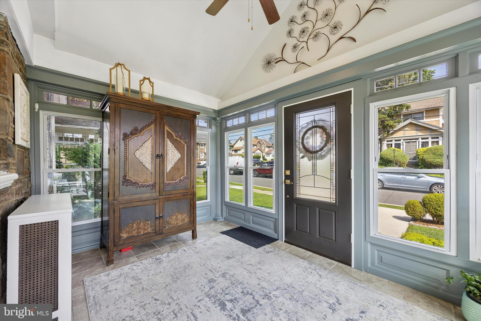 127 CRESTVIEW ROAD