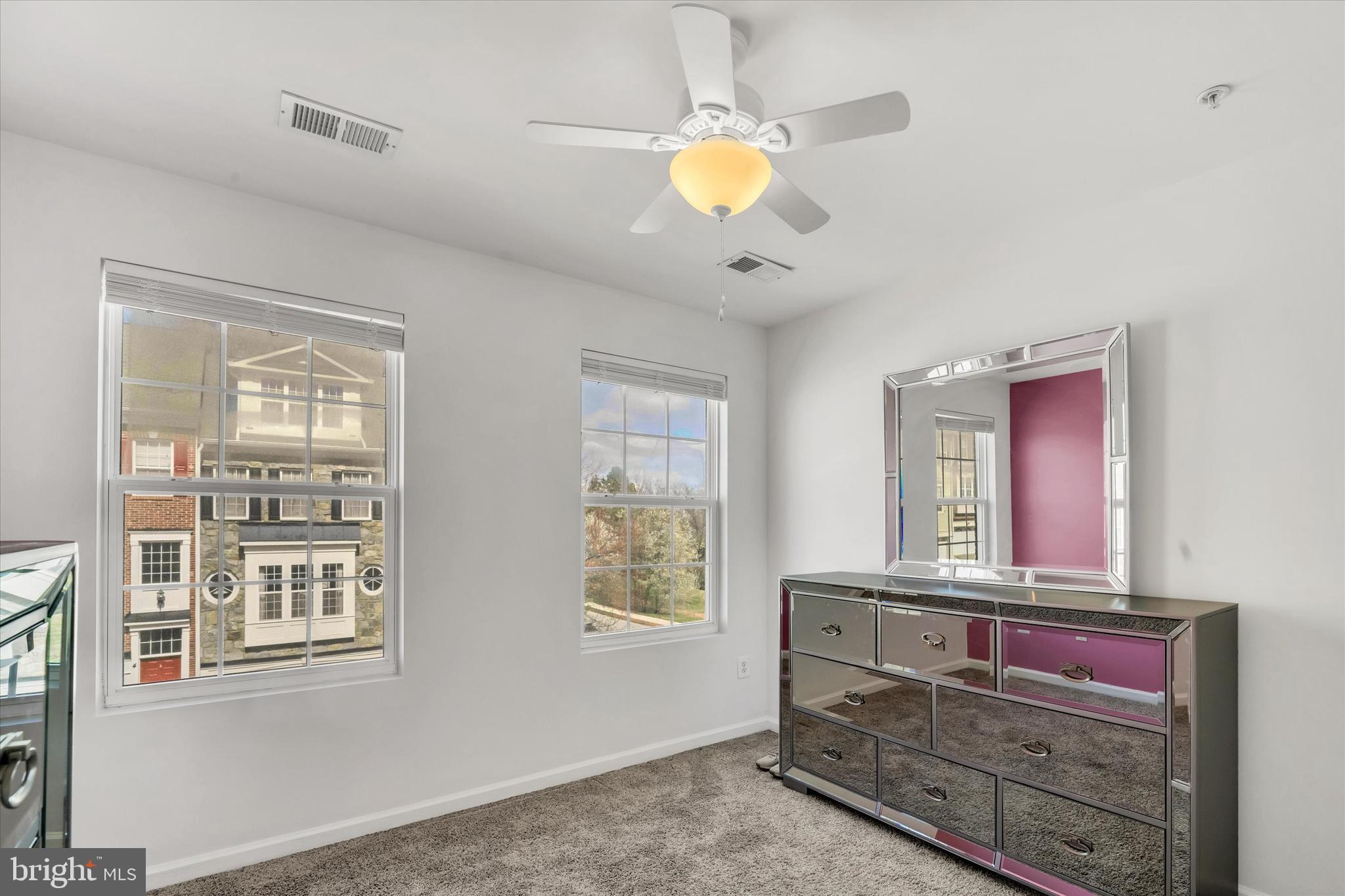 RIVERWATCH IND HEAD - Residential