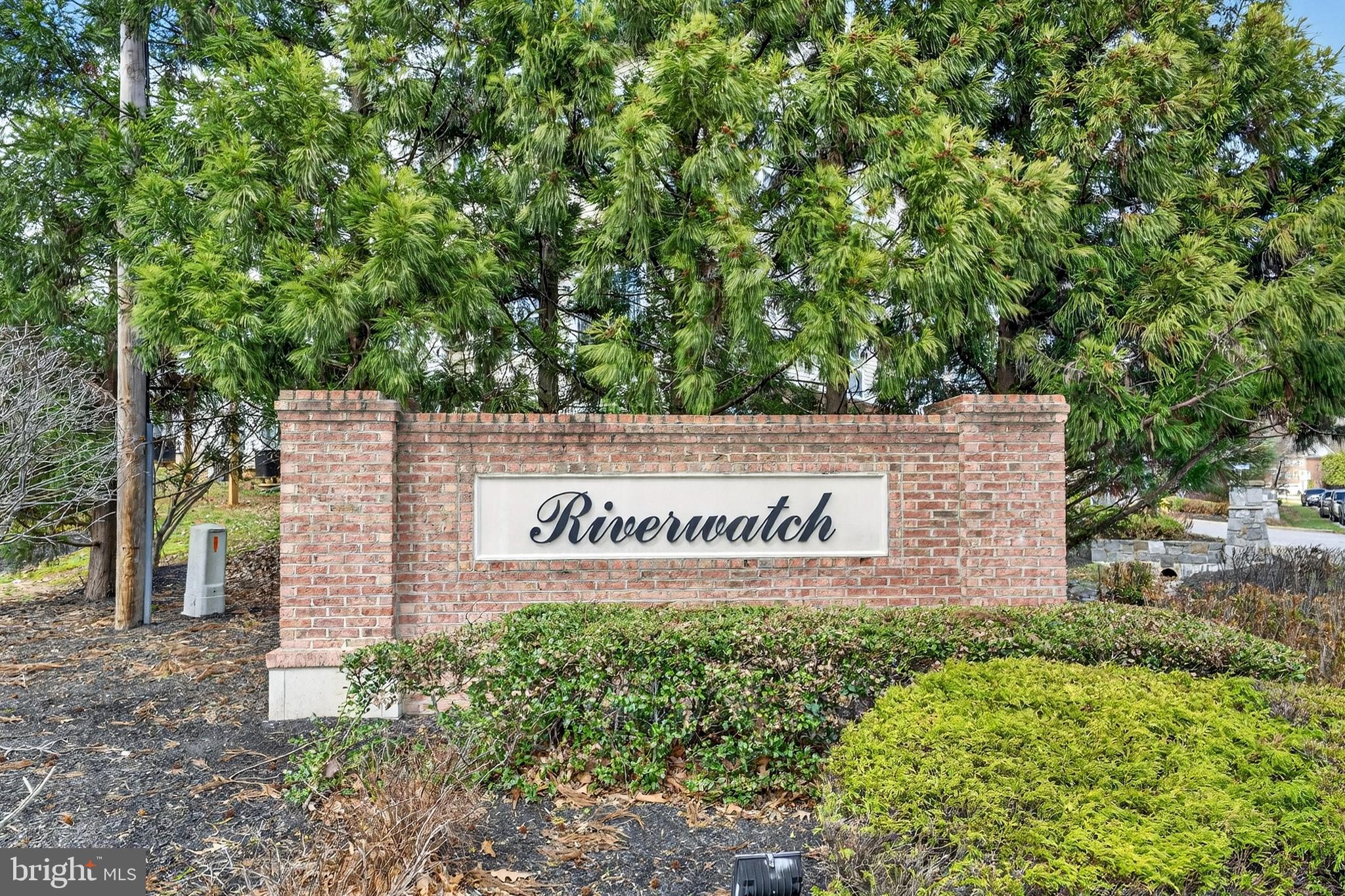 RIVERWATCH IND HEAD - Residential