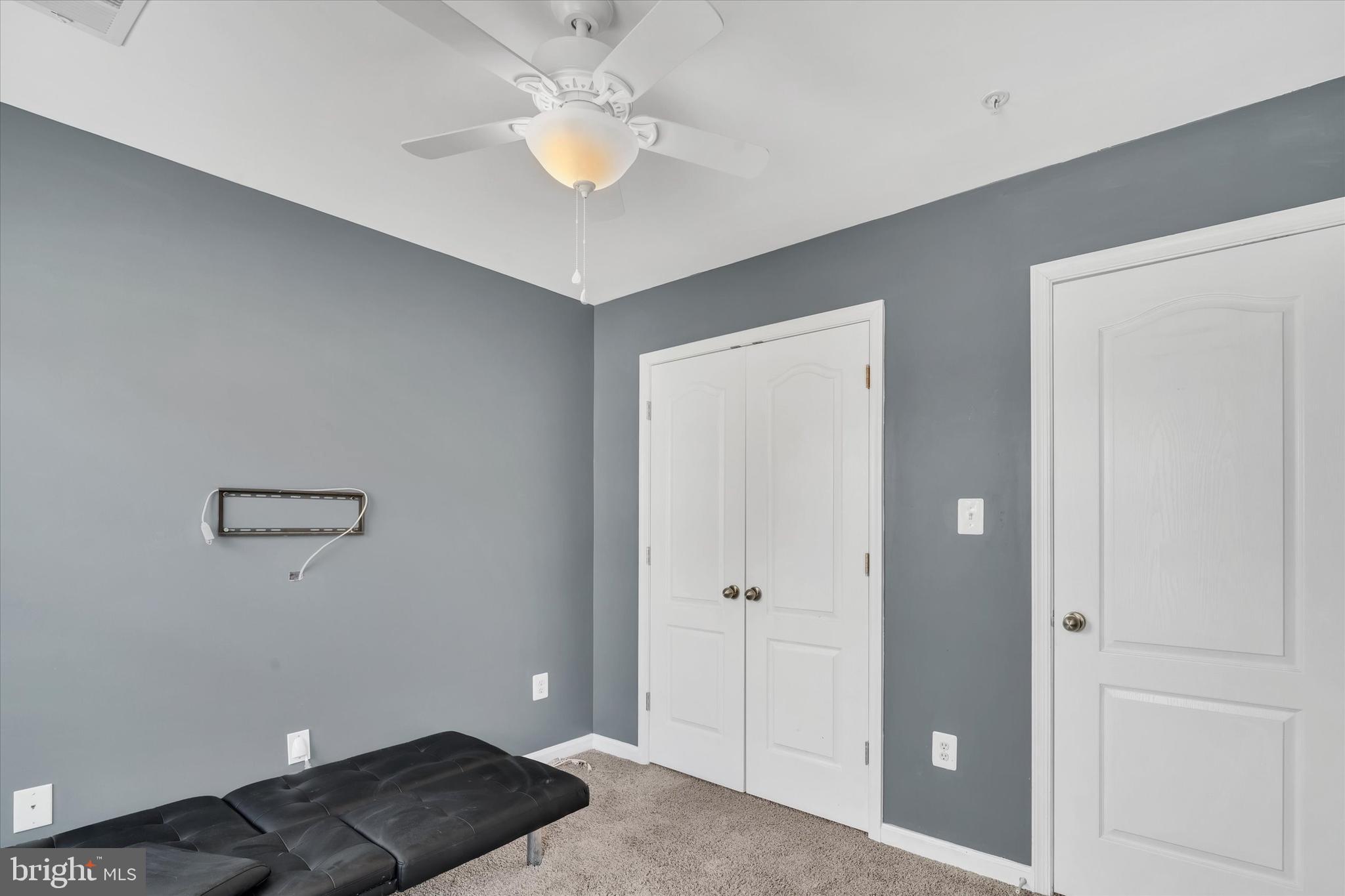 RIVERWATCH IND HEAD - Residential