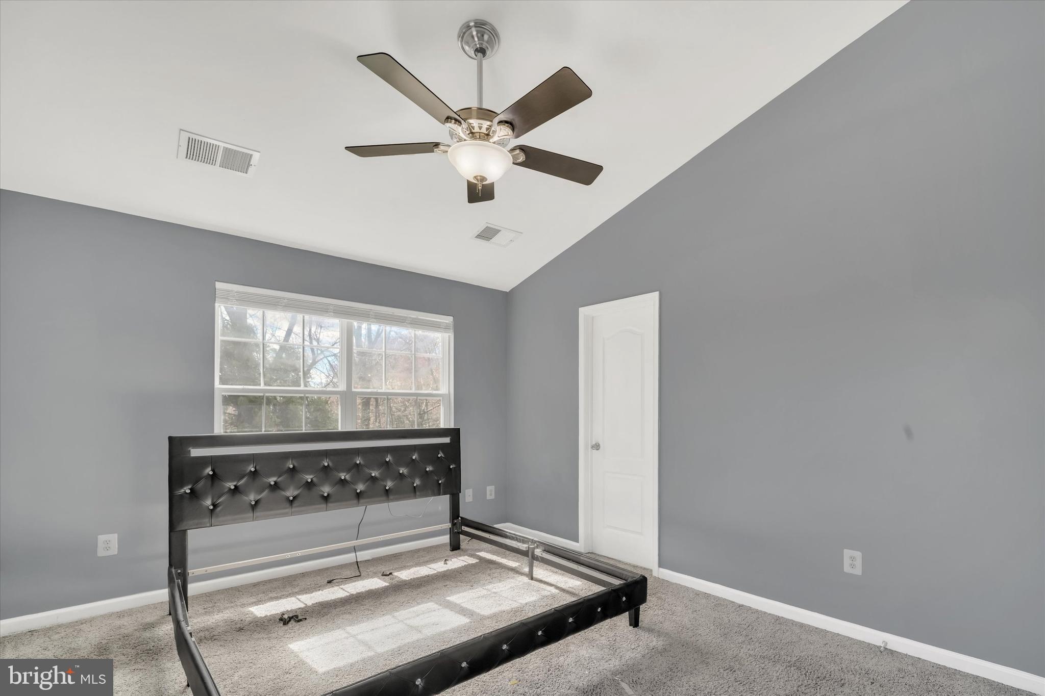 RIVERWATCH IND HEAD - Residential