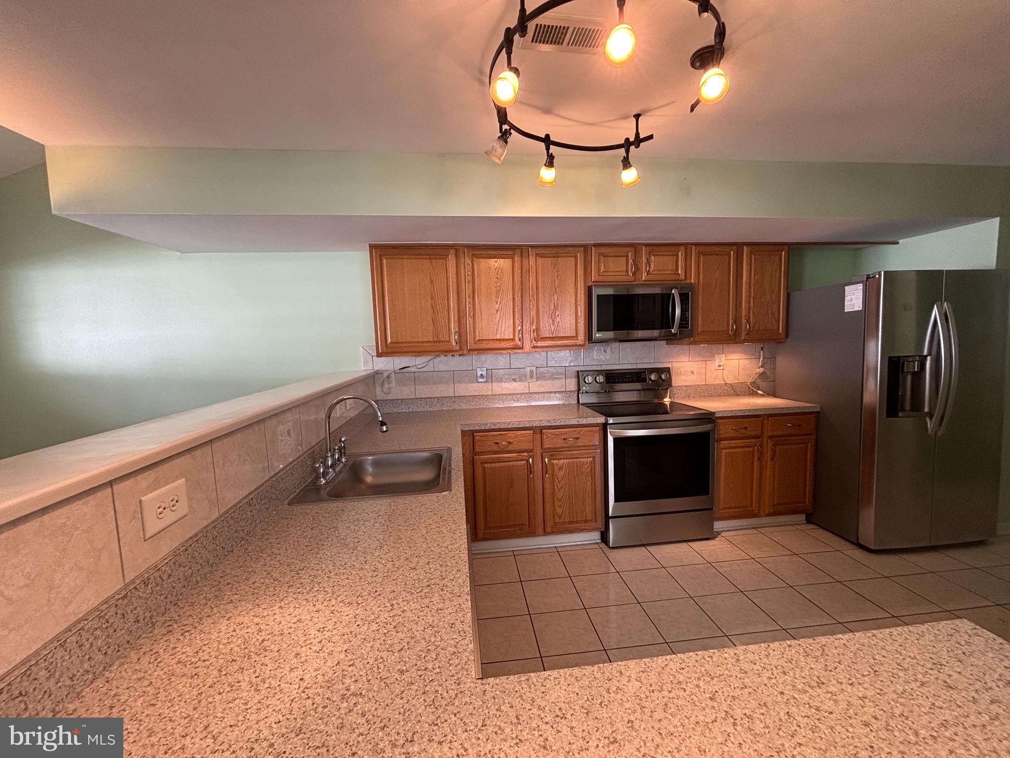 SEABRIGHT VILLAGE - Residential