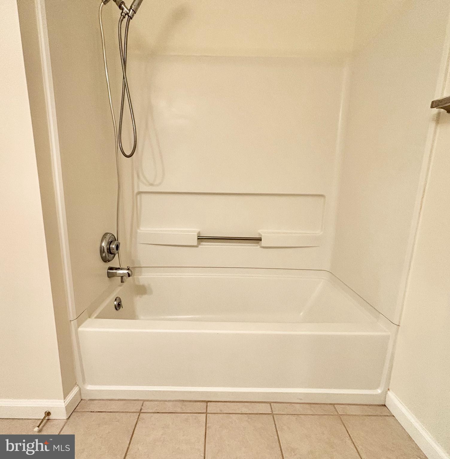 SEABRIGHT VILLAGE - Residential