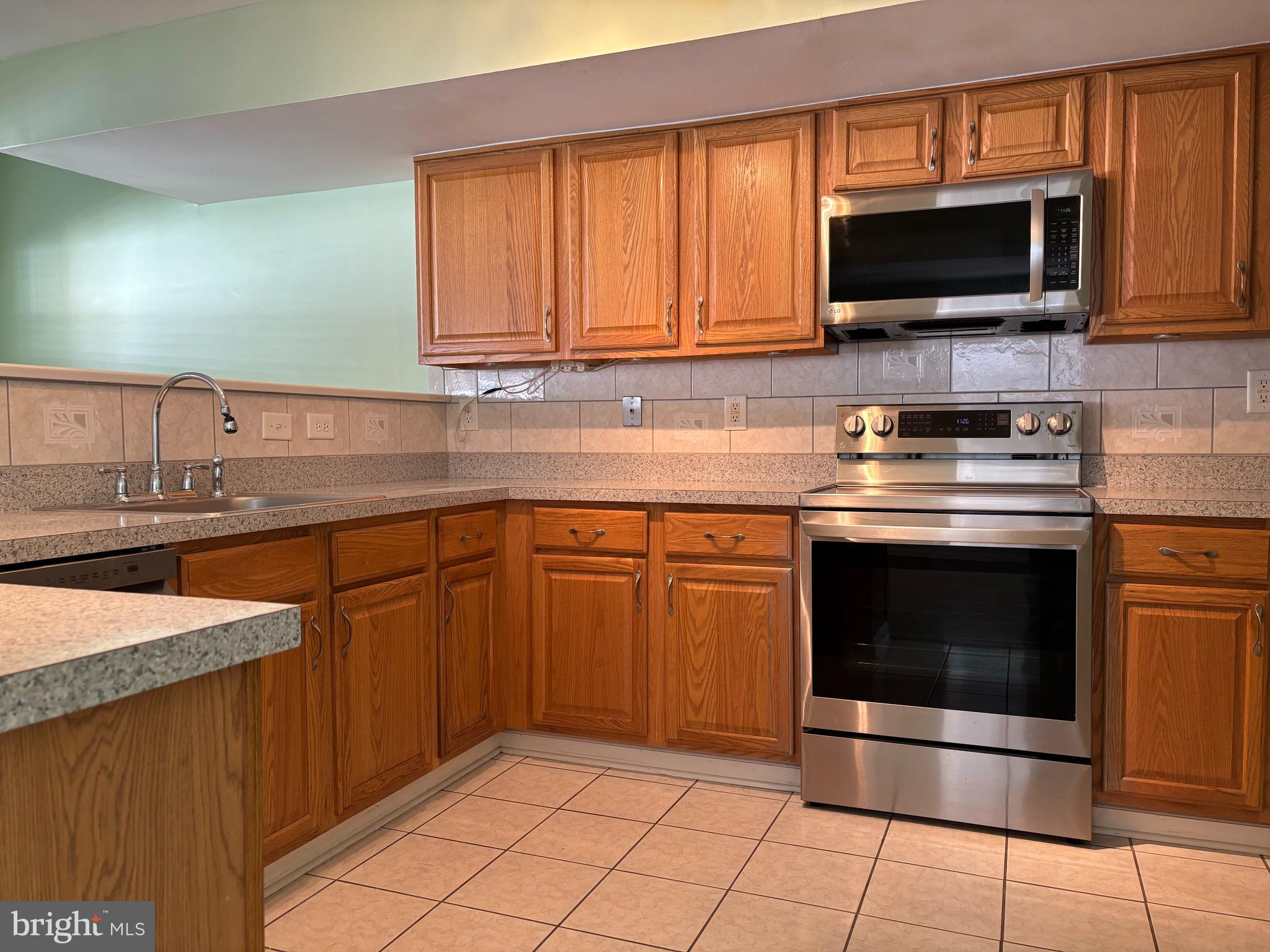 118 SEABRIGHT WAY C4