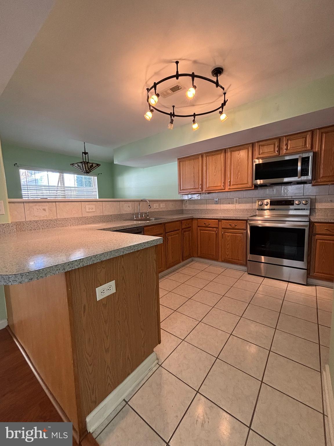 118 SEABRIGHT WAY C4