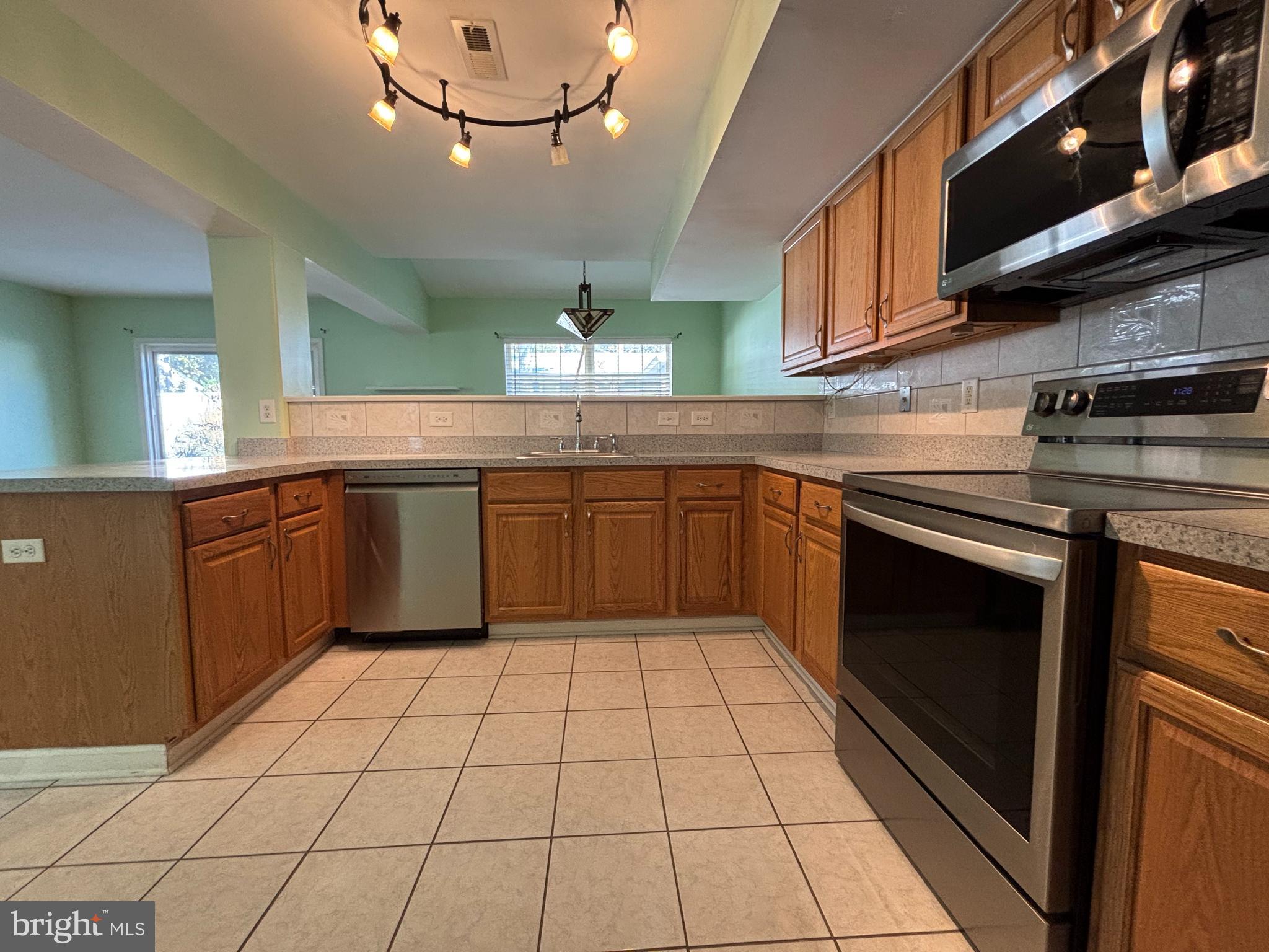 118 SEABRIGHT WAY C4