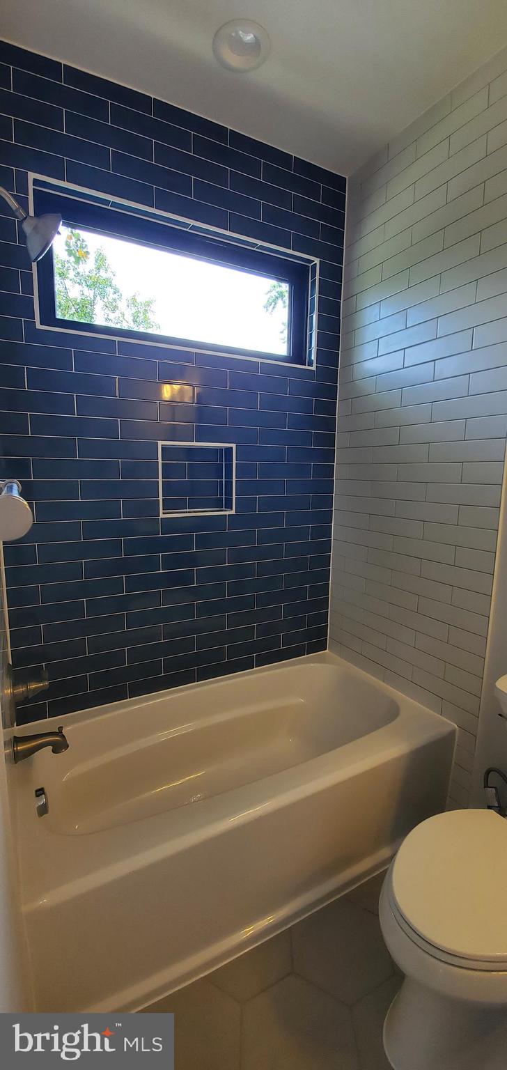 WAYCROFT WOODLAWN - Residential