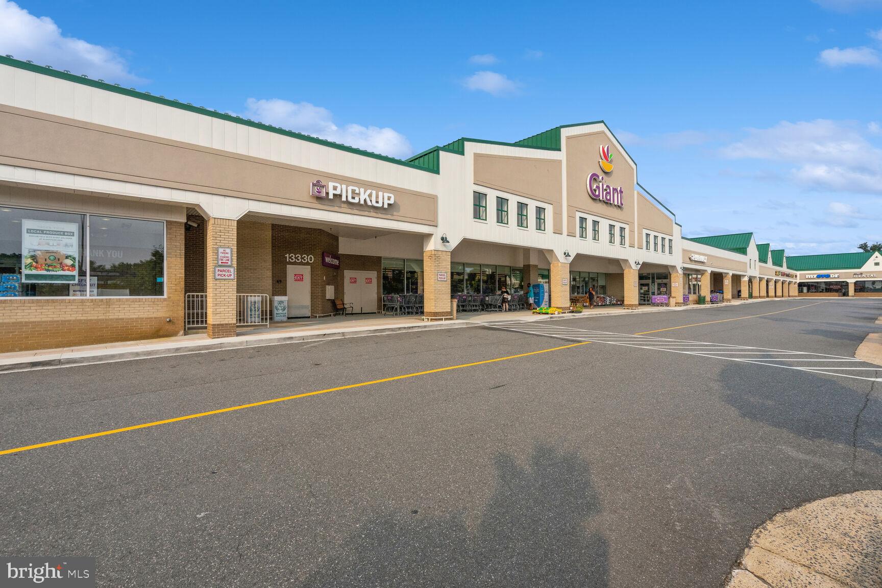 CHANTILLY HIGHLANDS - Residential