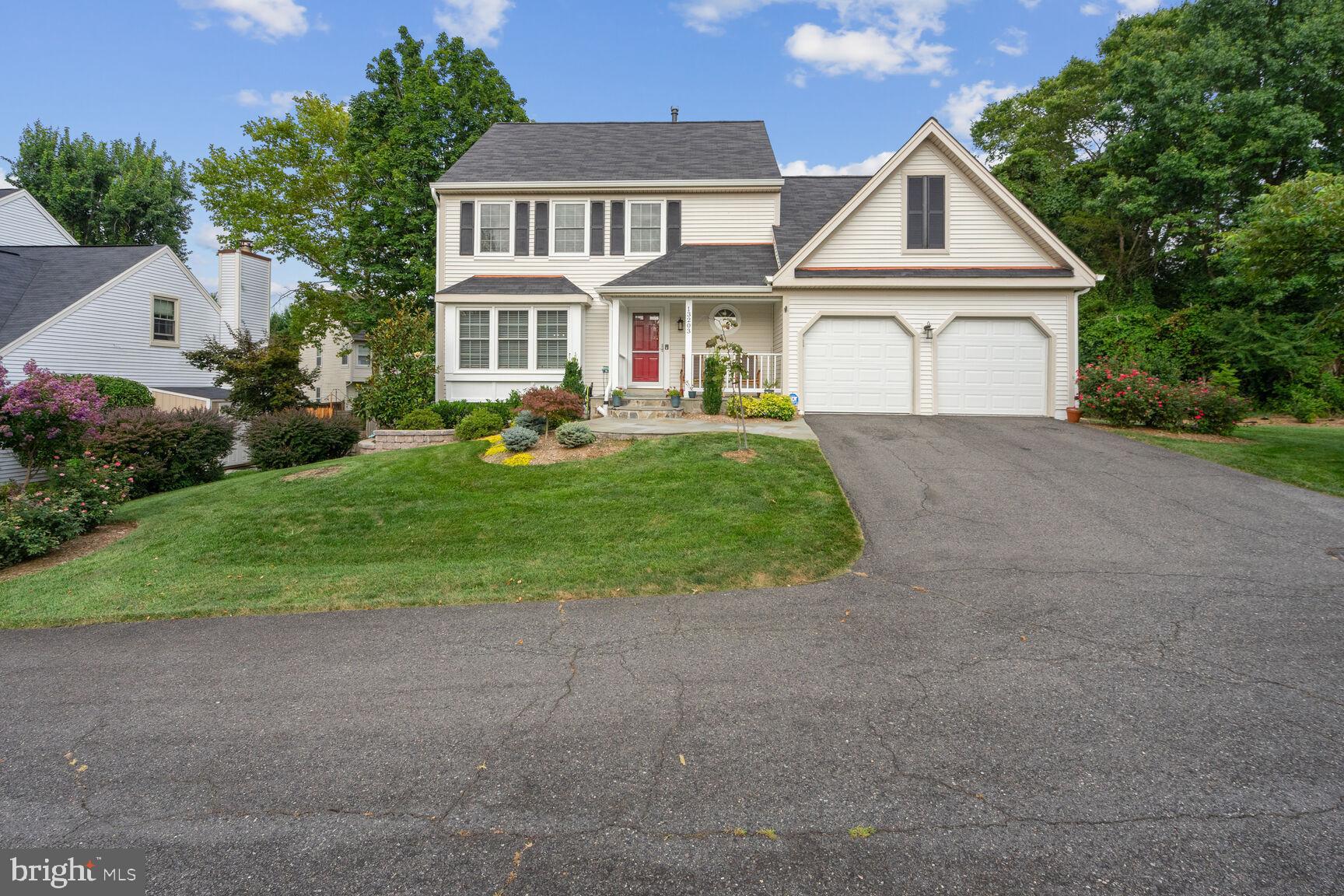 CHANTILLY HIGHLANDS - Residential