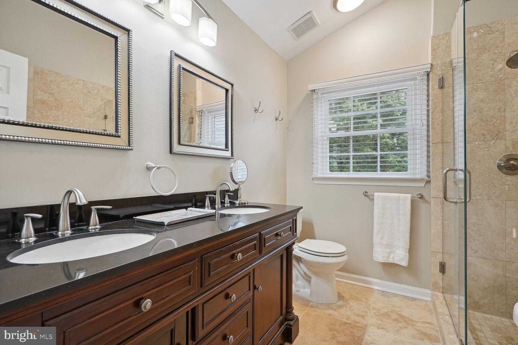 CHANTILLY HIGHLANDS - Residential