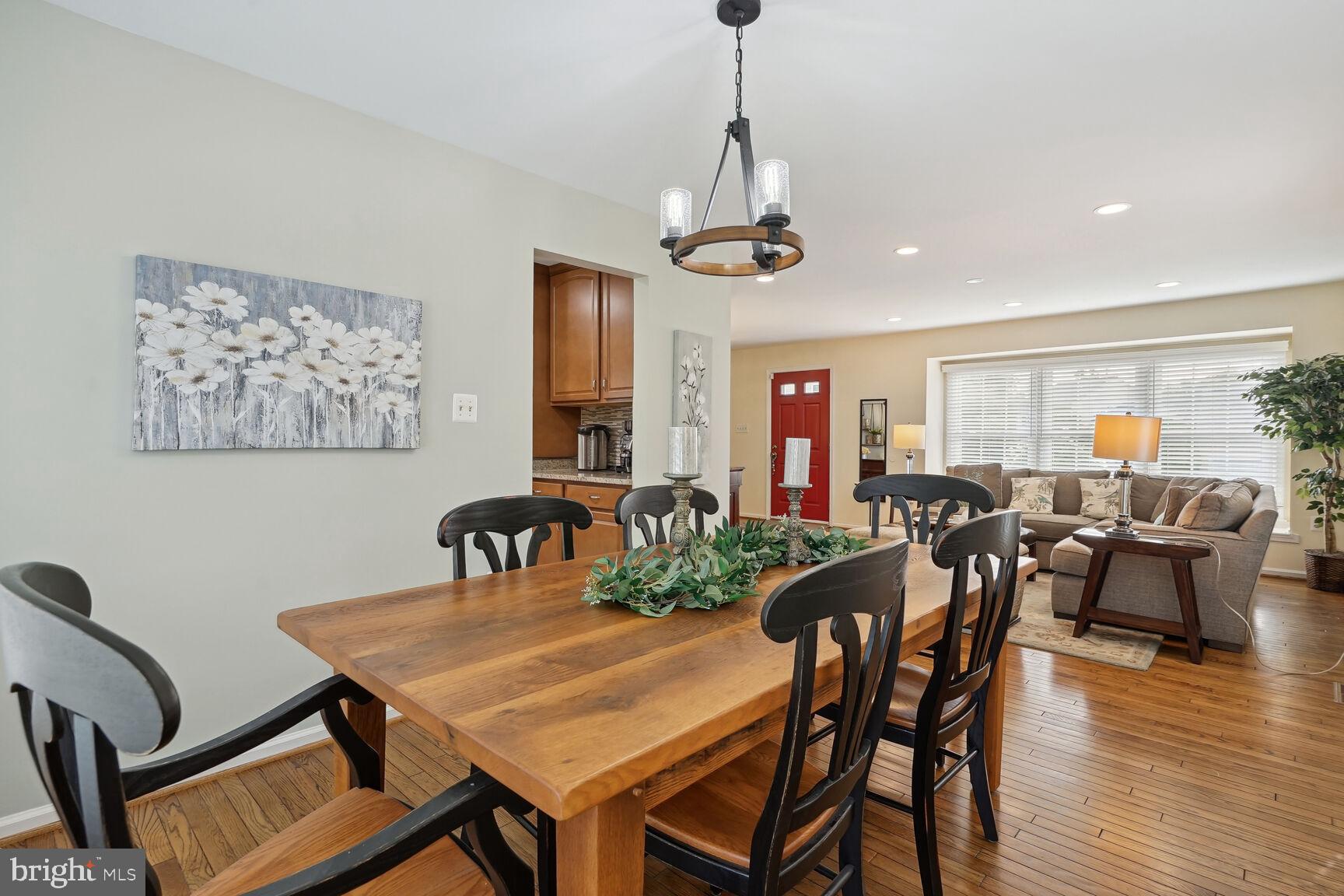 CHANTILLY HIGHLANDS - Residential