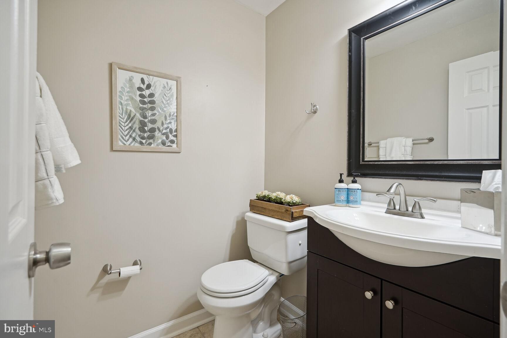 CHANTILLY HIGHLANDS - Residential