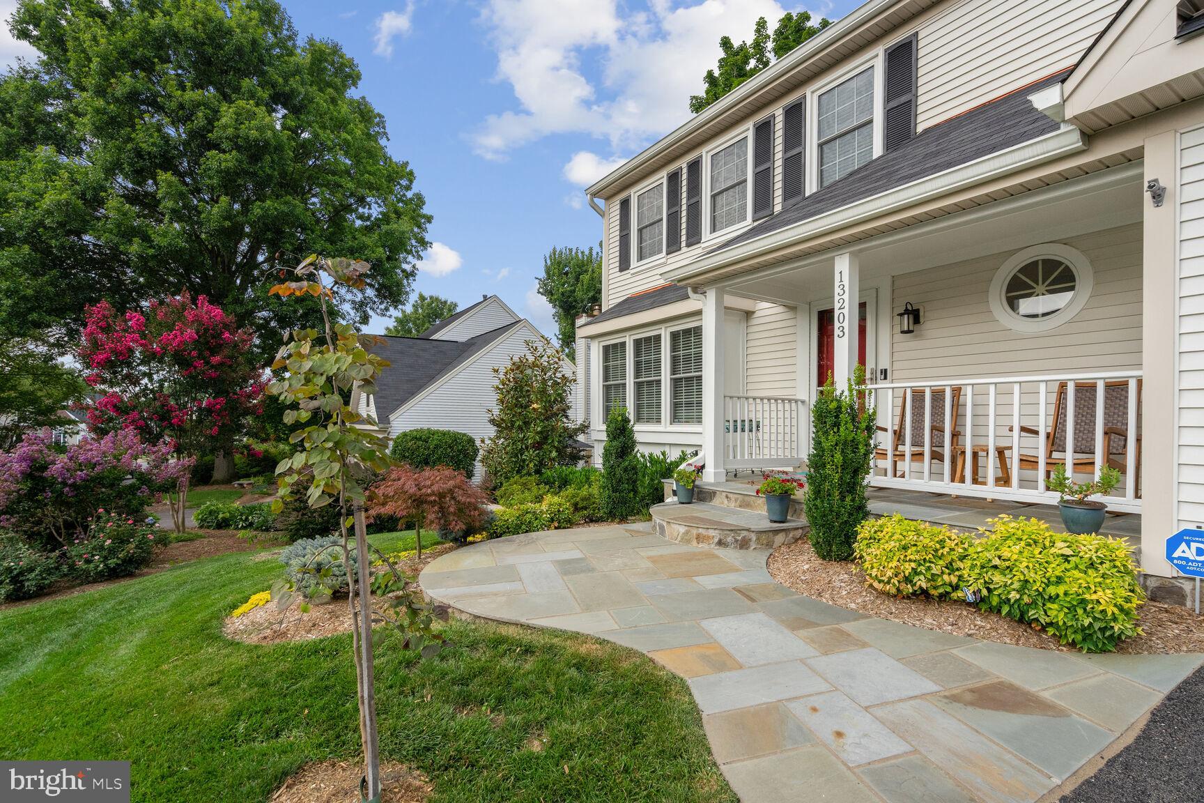 CHANTILLY HIGHLANDS - Residential