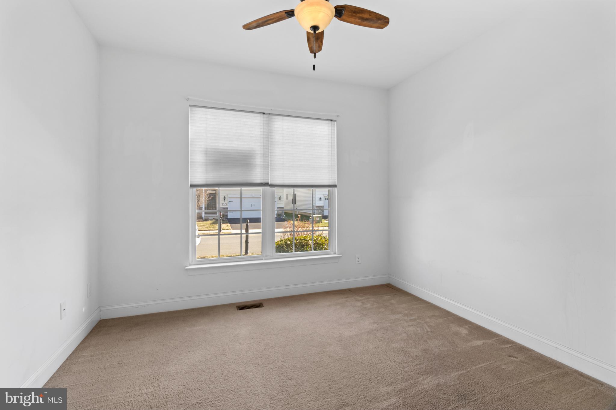 VILLAGE OF EASTRIDGE - Residential