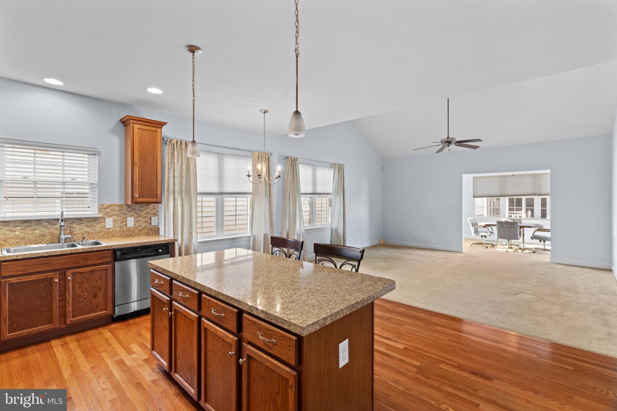 VILLAGE OF EASTRIDGE - Residential