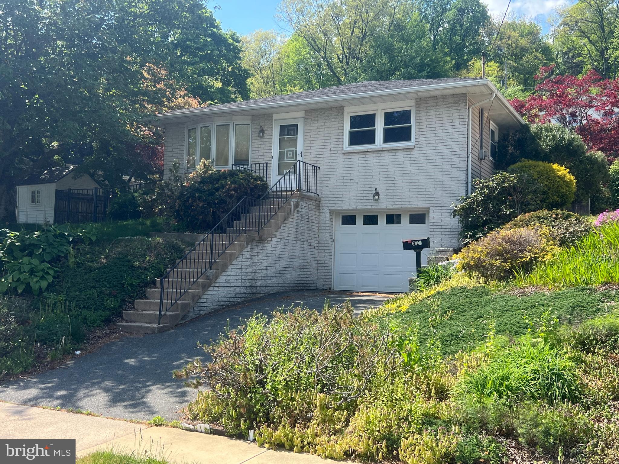 410 FRIEDENSBURG ROAD