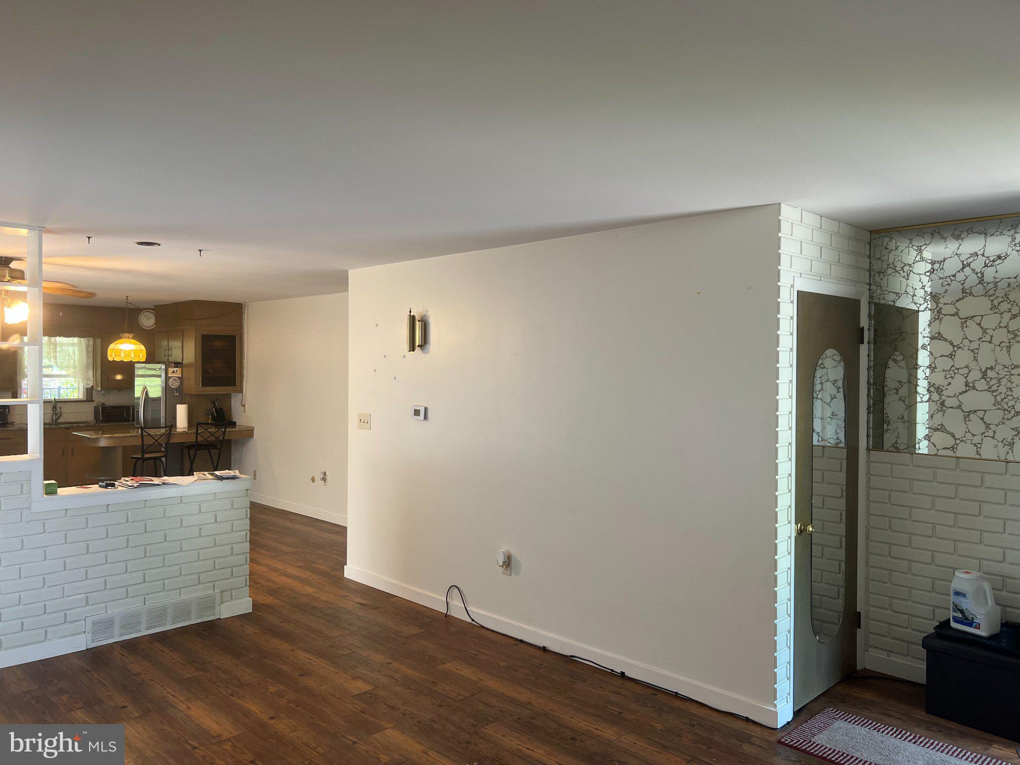 410 FRIEDENSBURG ROAD