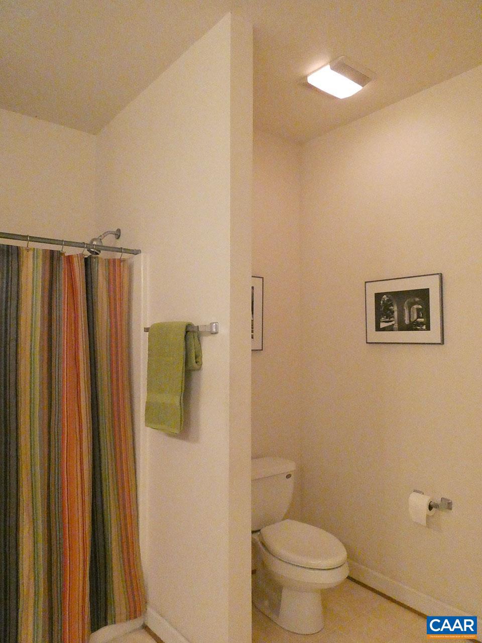 DUNLORA - Residential