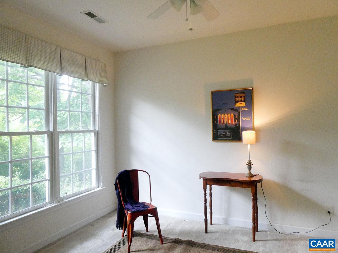 DUNLORA - Residential