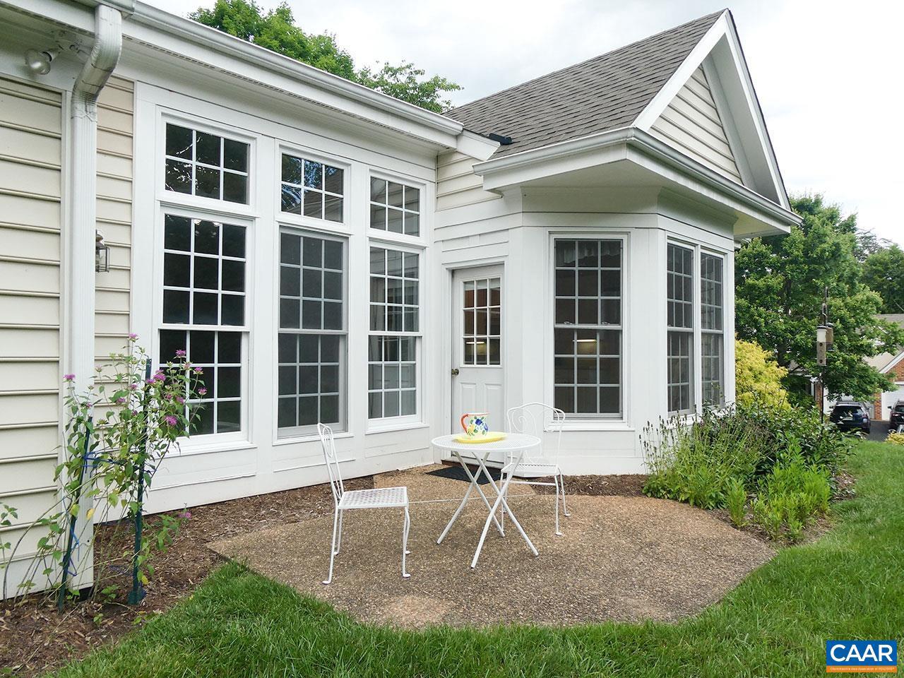 DUNLORA - Residential