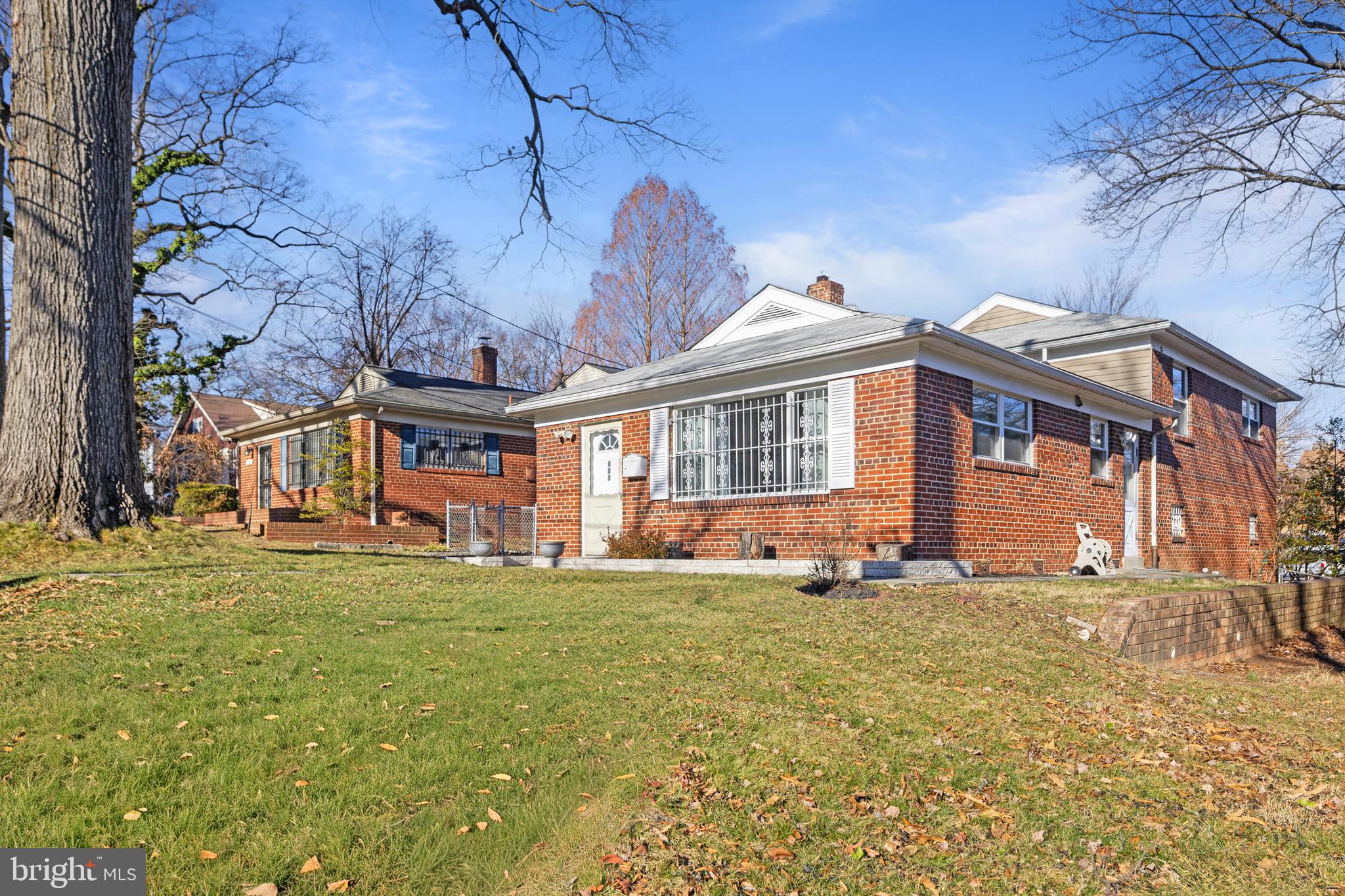 123 WALNUT STREET NW