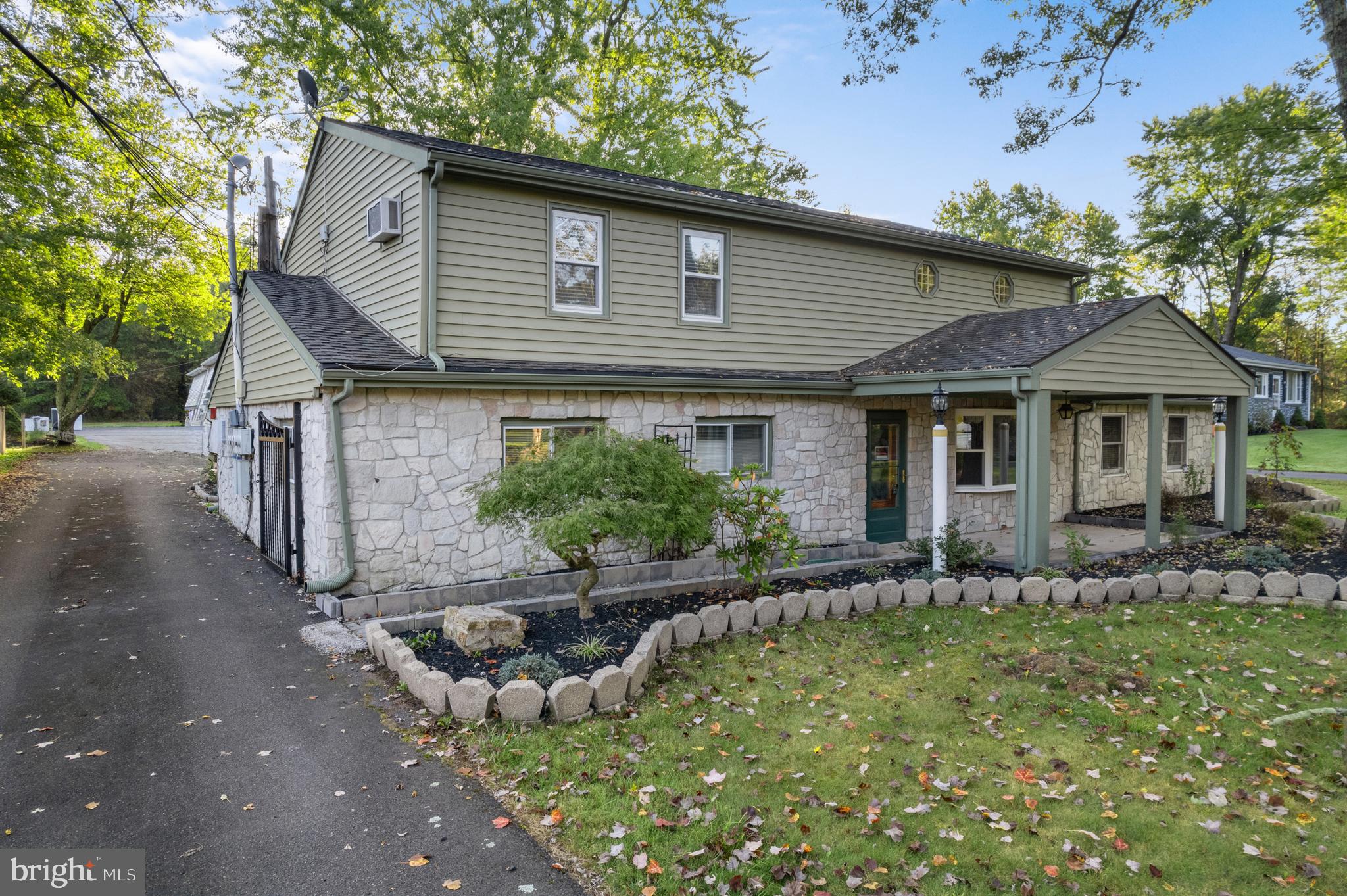 2965 UPPER RIDGE ROAD