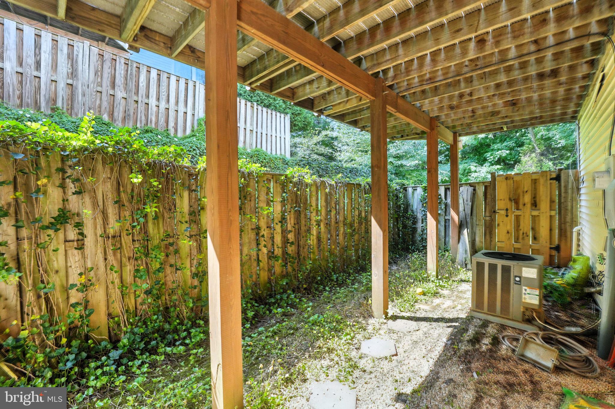 SOUTHLAKE AT MONTCLAIR - Residential