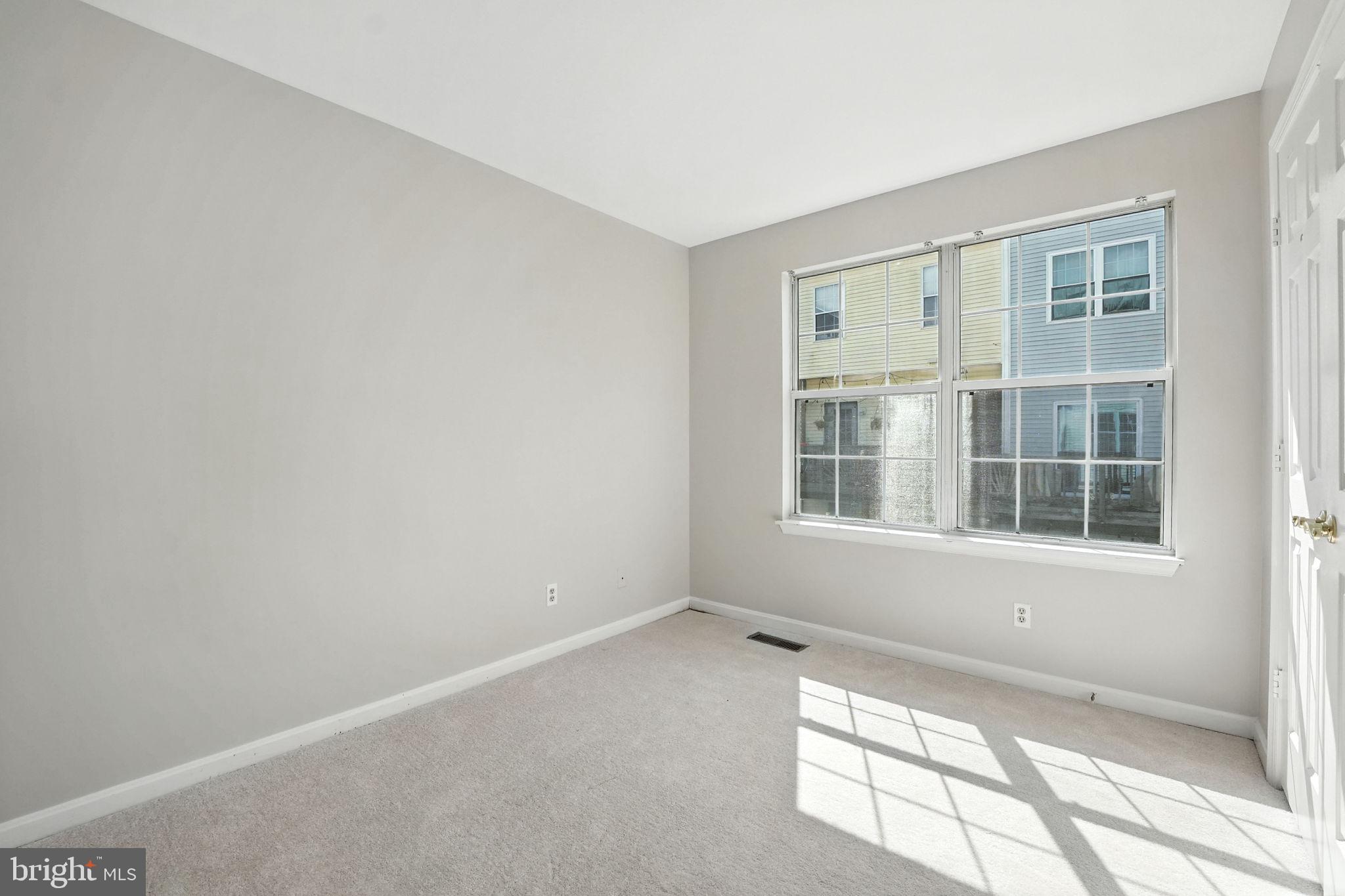 SOUTHLAKE AT MONTCLAIR - Residential