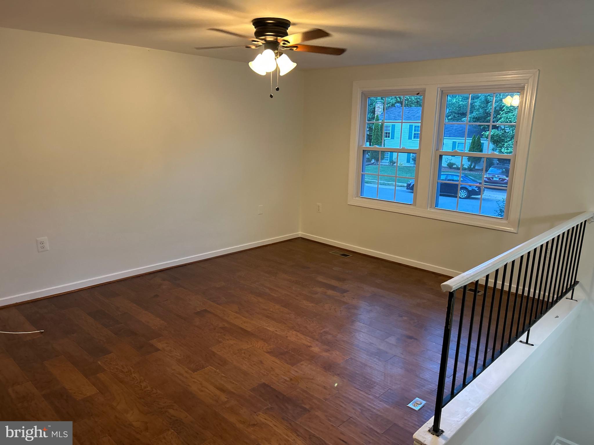 DULLES PARK - Residential