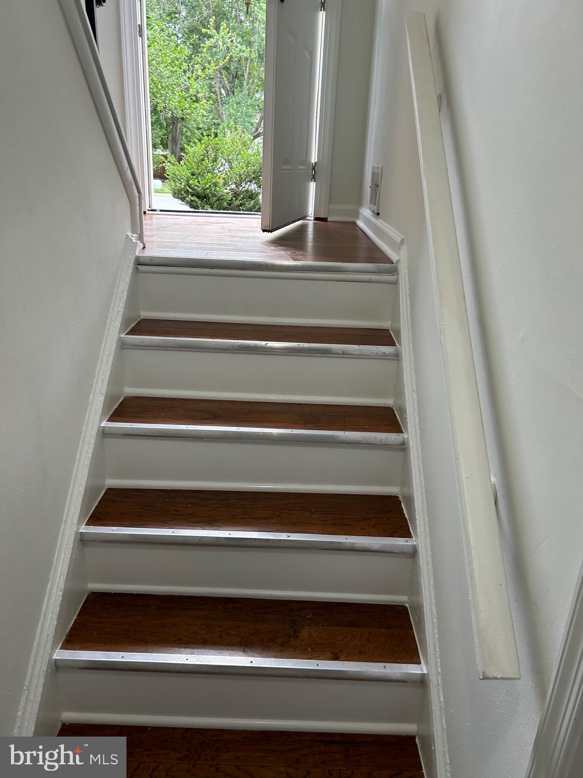 DULLES PARK - Residential