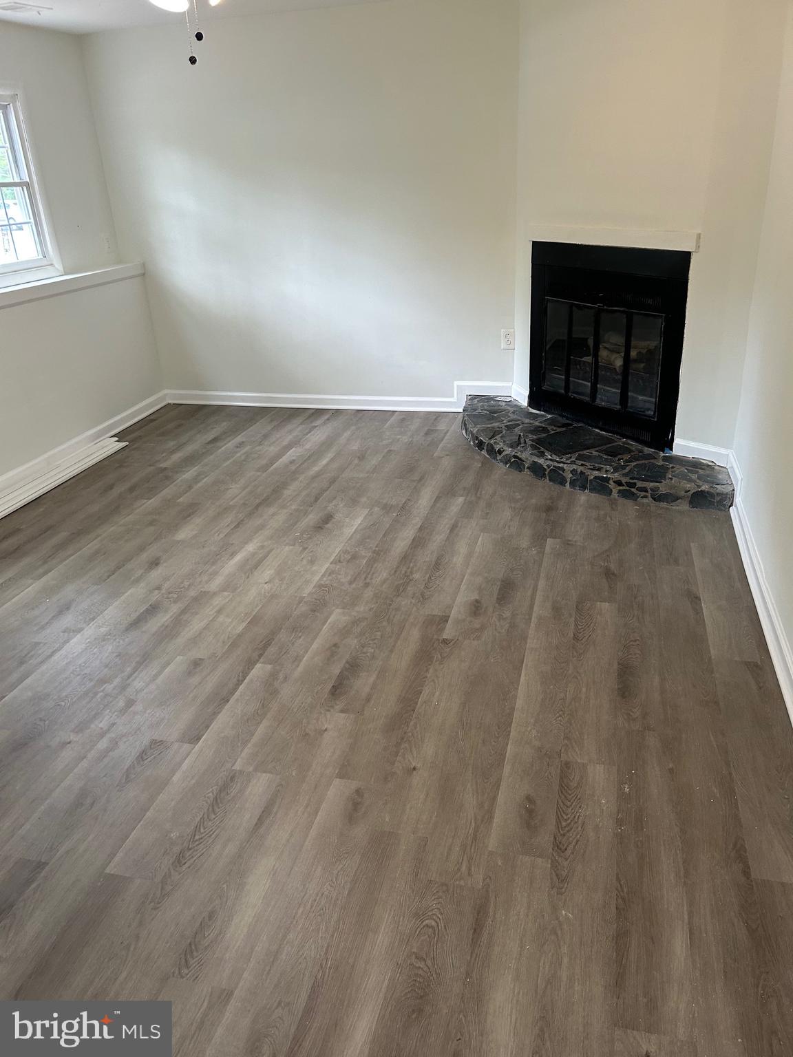 DULLES PARK - Residential