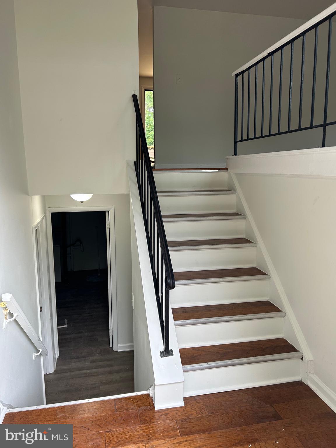 DULLES PARK - Residential