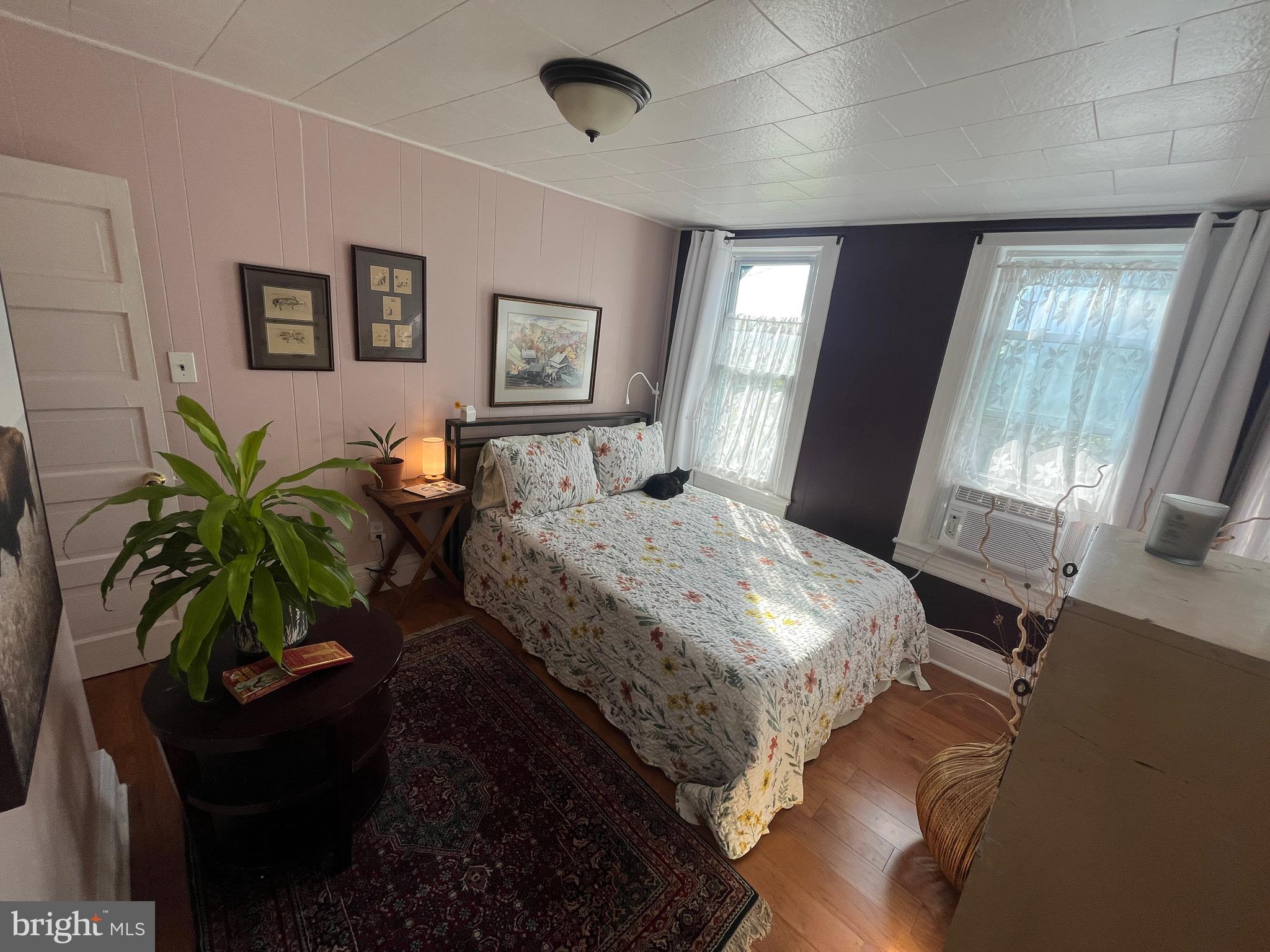 EAST BALTIMORE MIDWAY - Residential