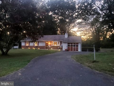 Photo of 105 Wilson Rd, PHOENIXVILLE, PA 19460 (MLS # PACT2116116)