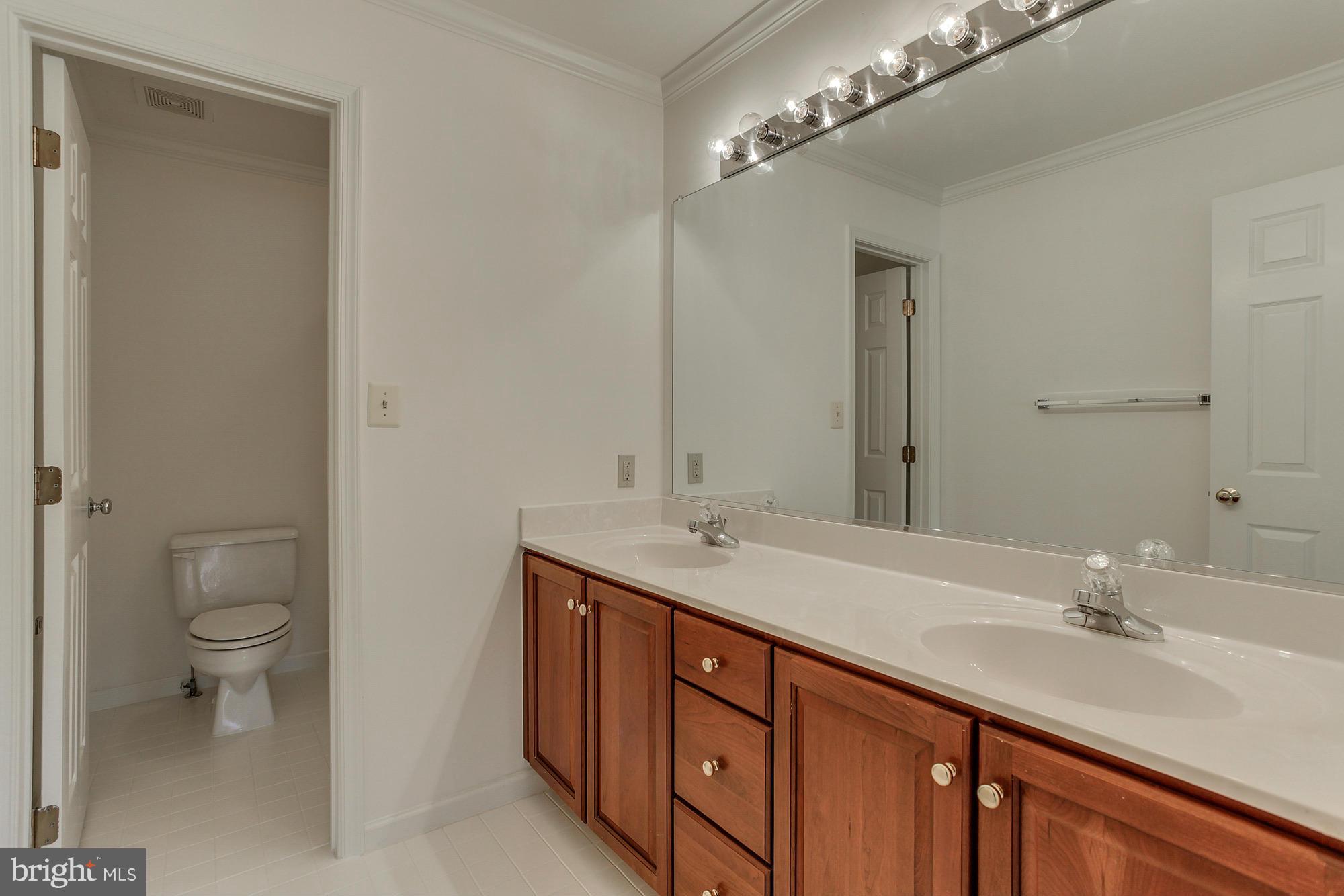 MUSTANG CROSSING - Residential