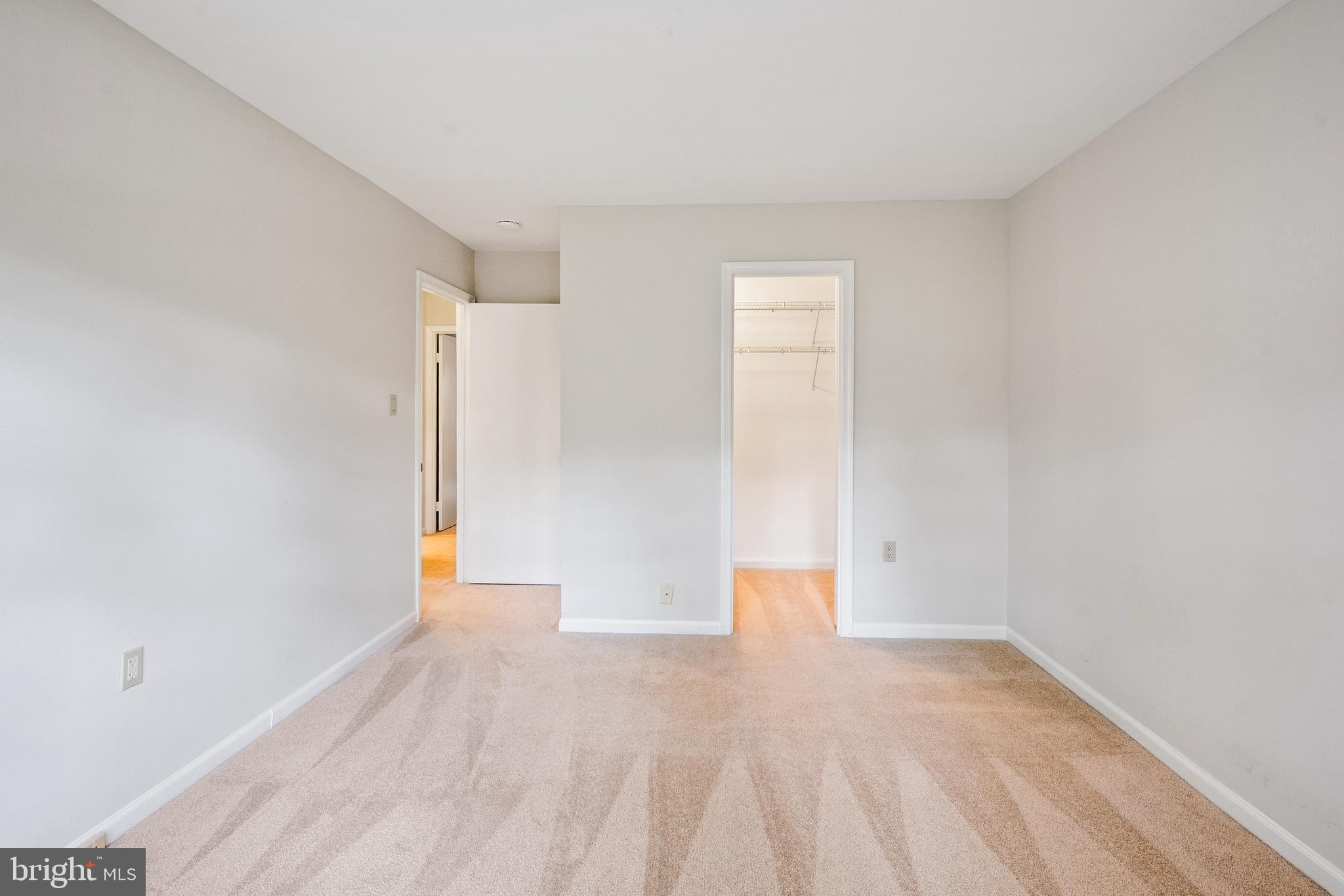 TOWNES OF MOOREFIELD - Residential