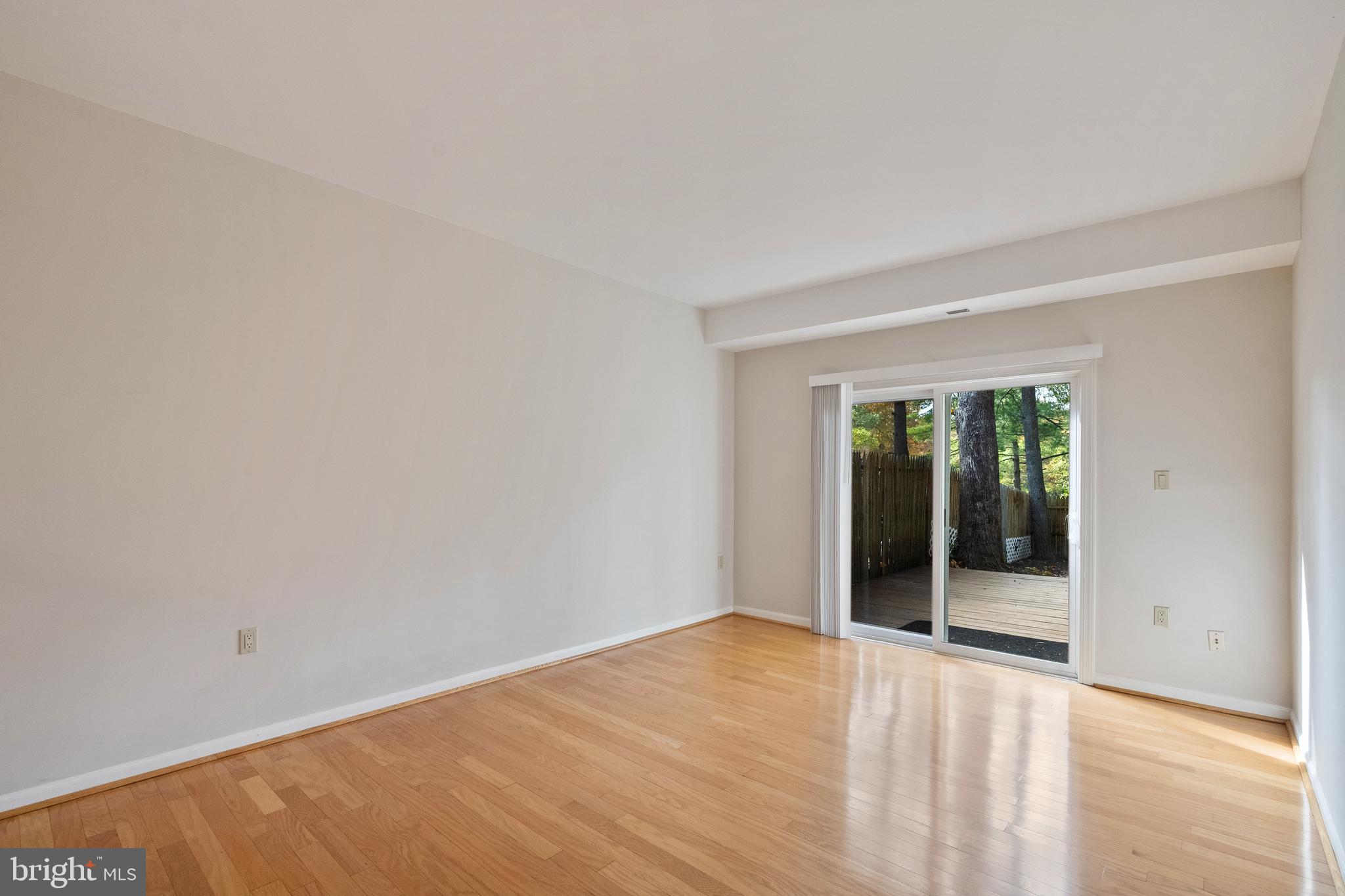 TOWNES OF MOOREFIELD - Residential