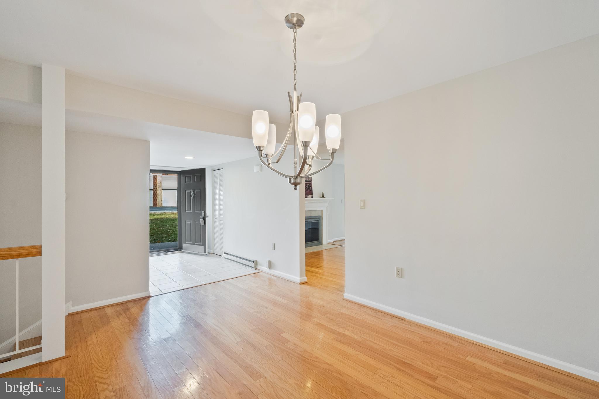 TOWNES OF MOOREFIELD - Residential