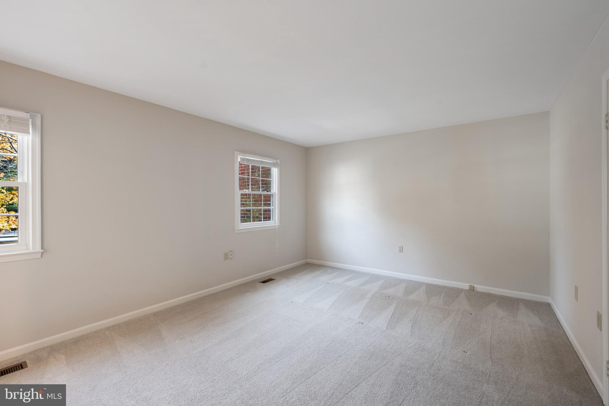 TOWNES OF MOOREFIELD - Residential