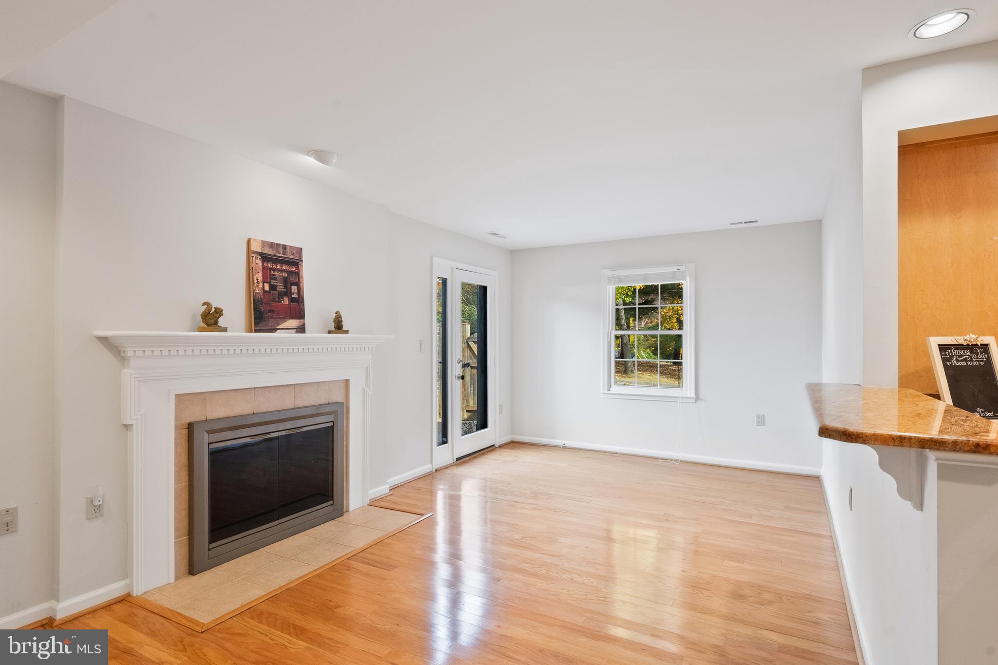 TOWNES OF MOOREFIELD - Residential